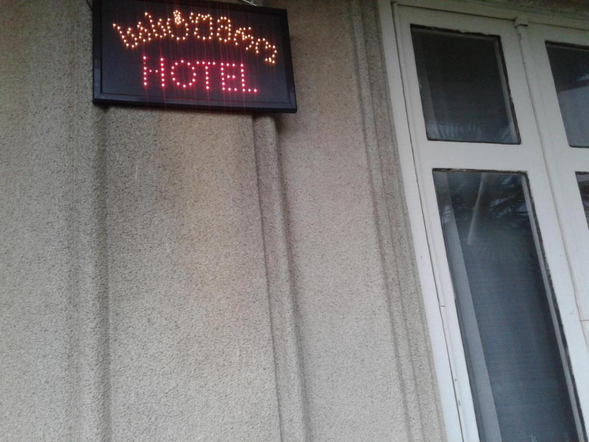 Levani'S Guesthouse Zugdidi Exterior foto